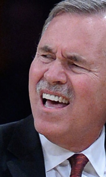 NBA Report: Lakers coach claims 'I was an idiot' for fan speech